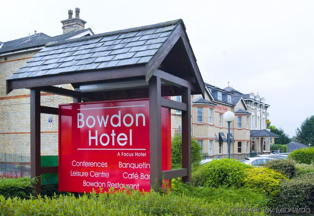 Mercure Altrincham Bowdon Hotel Ringway Exterior foto